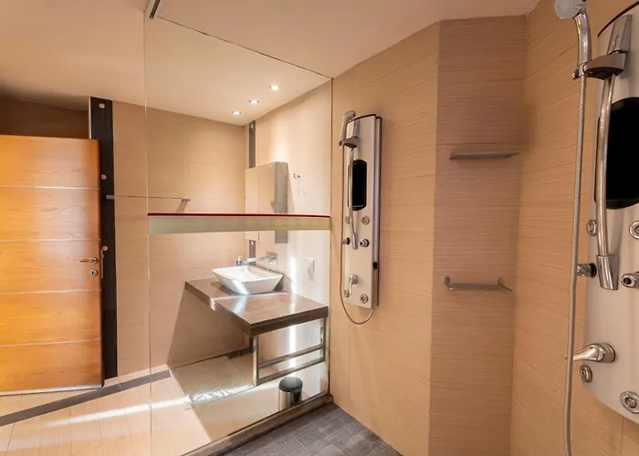 Molos Seaside Apartament *