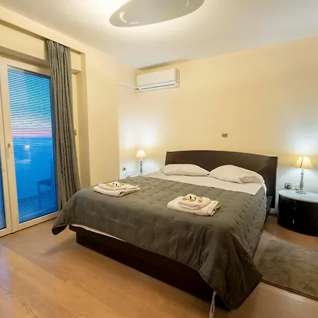 Apartment Molos Seaside