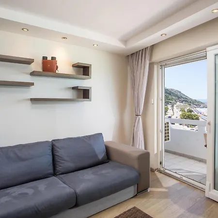 Апартаменты Molos Seaside